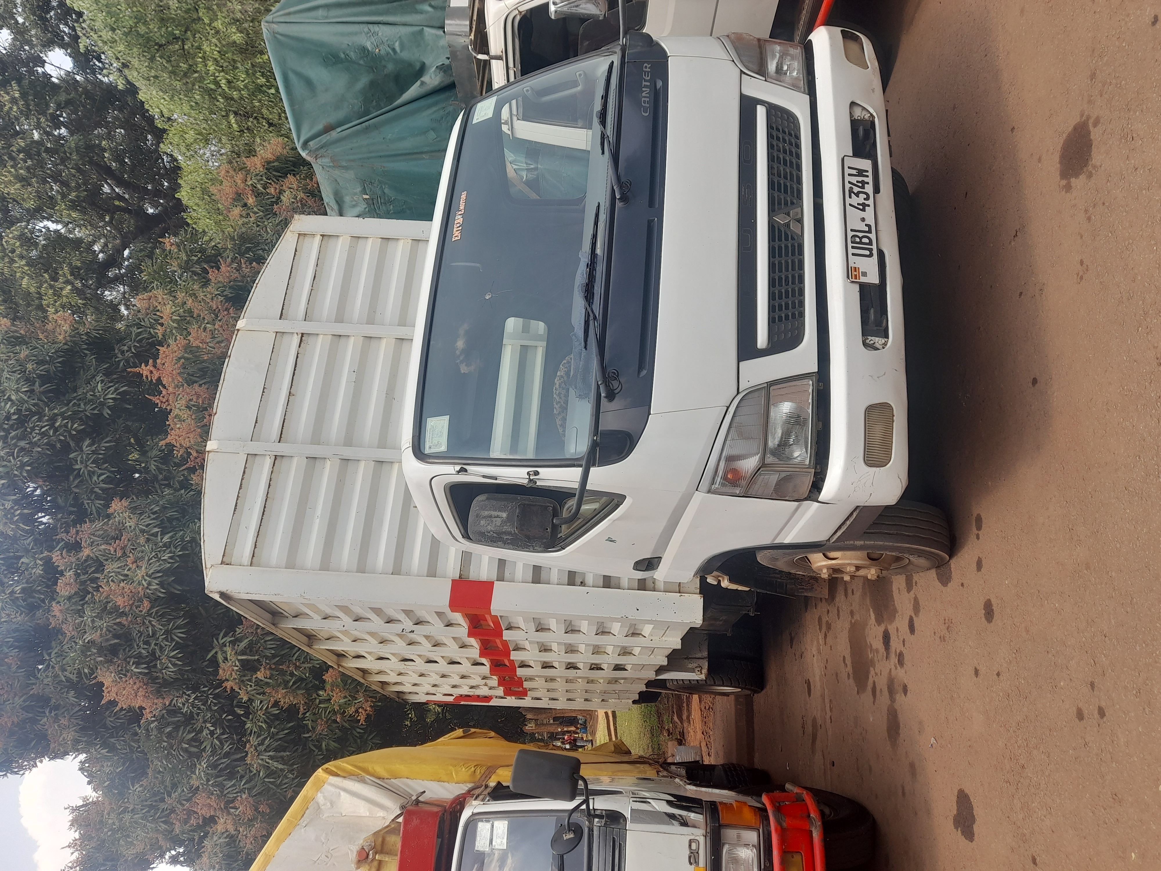 Mitsubishi Canter