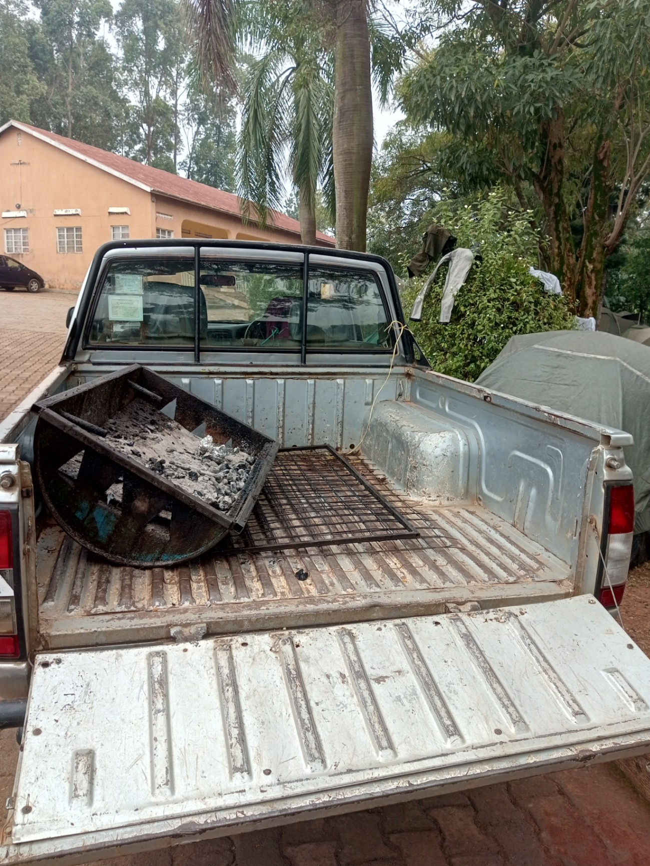 Nissan Hardbody